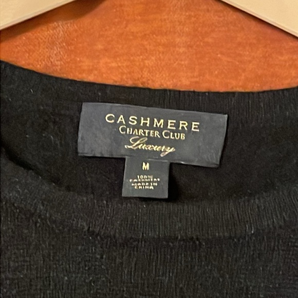100% Cashmere Charter Club Black Crew Neck Sweater - Picture 3 of 5